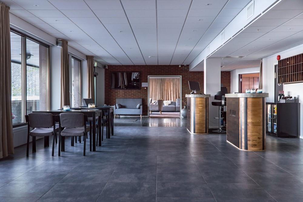 Live Lofoten Hotel & Fishermen’s Cabins