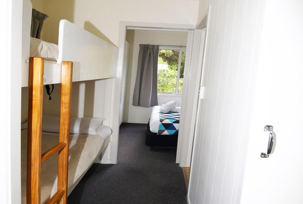 Russell TOP 10 Holiday Park