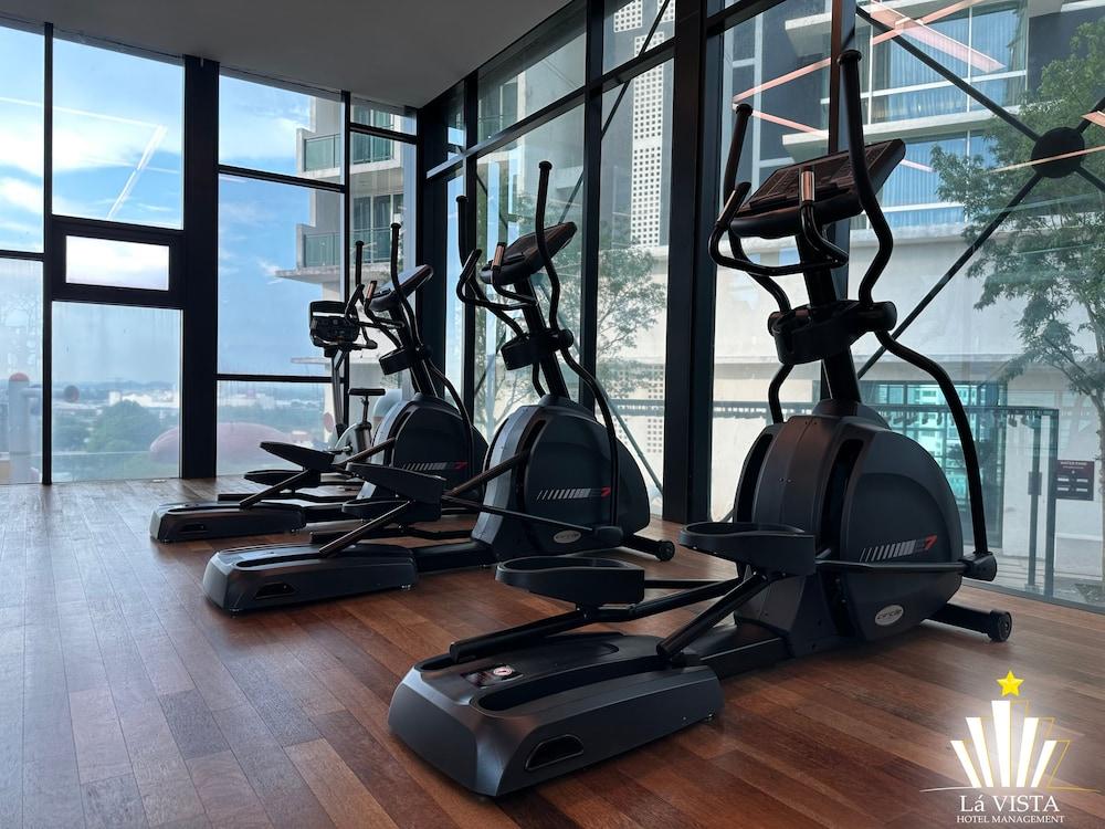 The Shore Hotel & Residences by La Vista