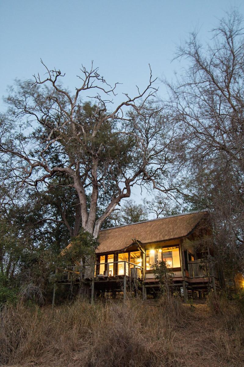Rhino Post Safari Lodge