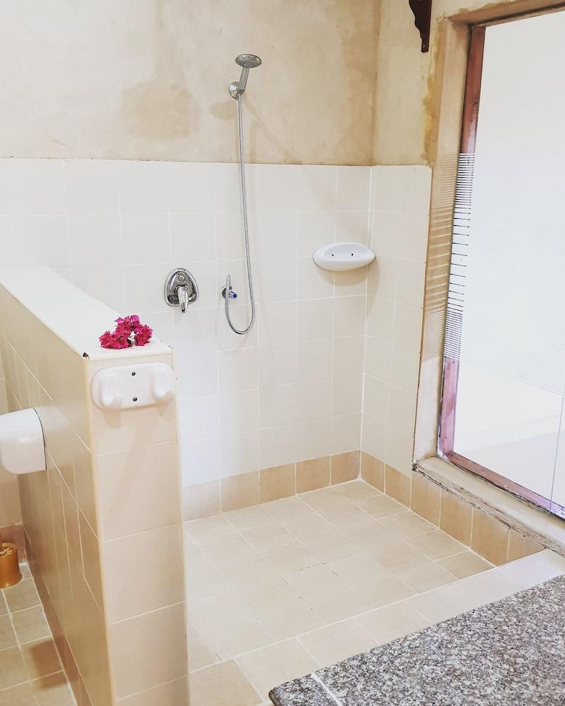 Khulala Ocean Blue Resort