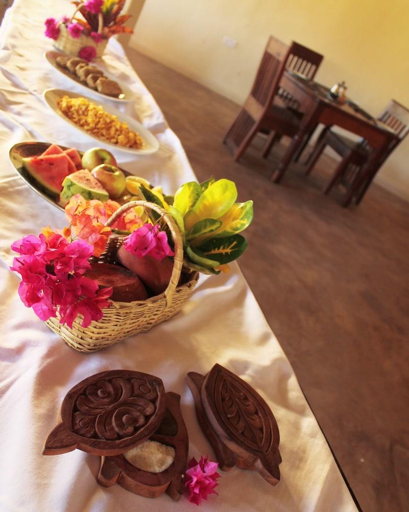 Khulala Ocean Blue Resort