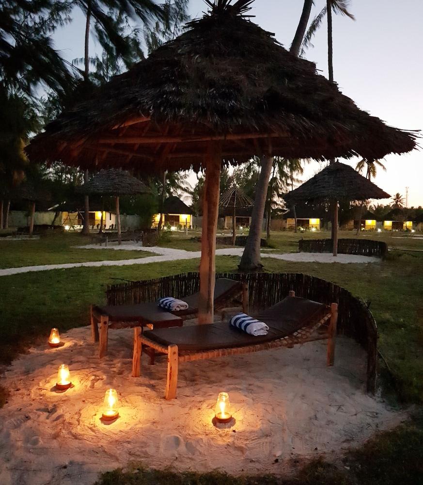 Khulala Ocean Blue Resort