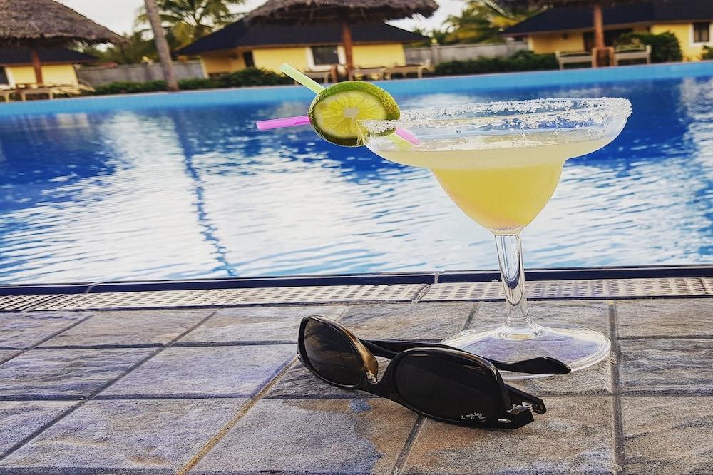 Khulala Ocean Blue Resort