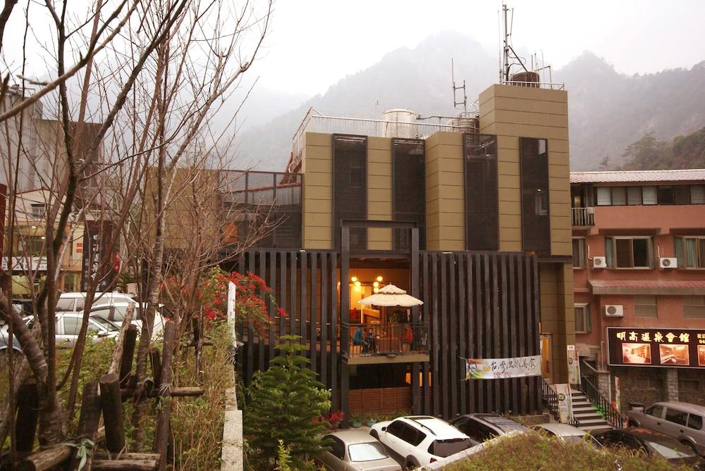 Mingao Spring Resort