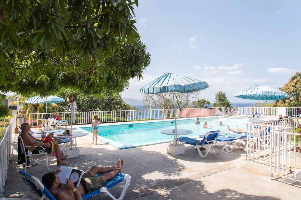 Sky Lounge Beach Studio
