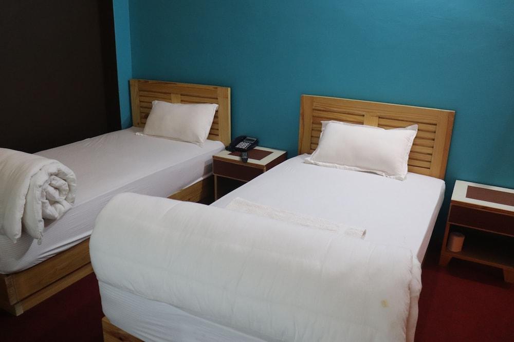 Hotel Youngs Stupa