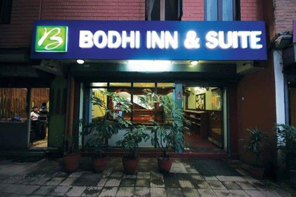 Bodhi Inn & Suite