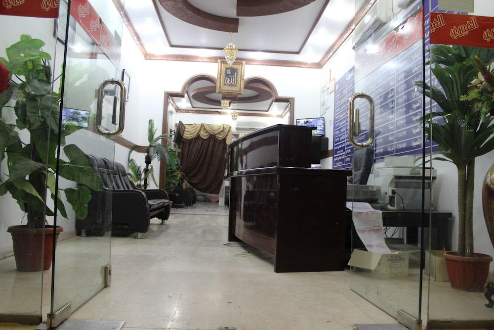 Al Eairy Furnished Apartments Al Baha 3