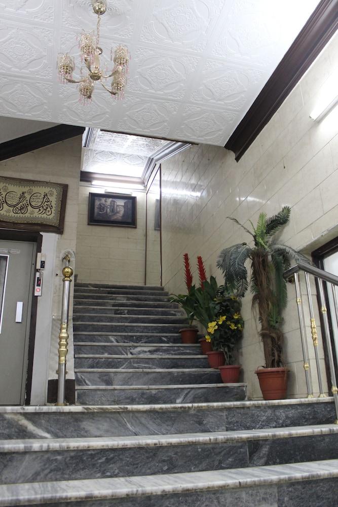 Al Eairy Furnished Apartments Al Baha 3
