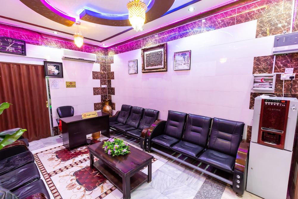 Al Eairy Furnished Apartments Al Baha 3