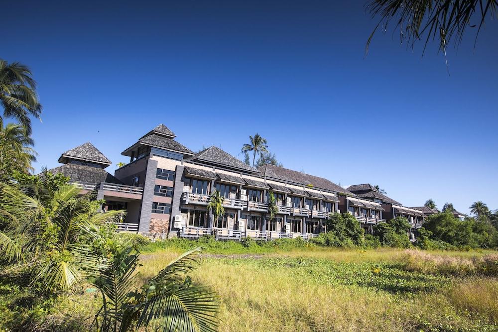 Ocean Paradise Resort