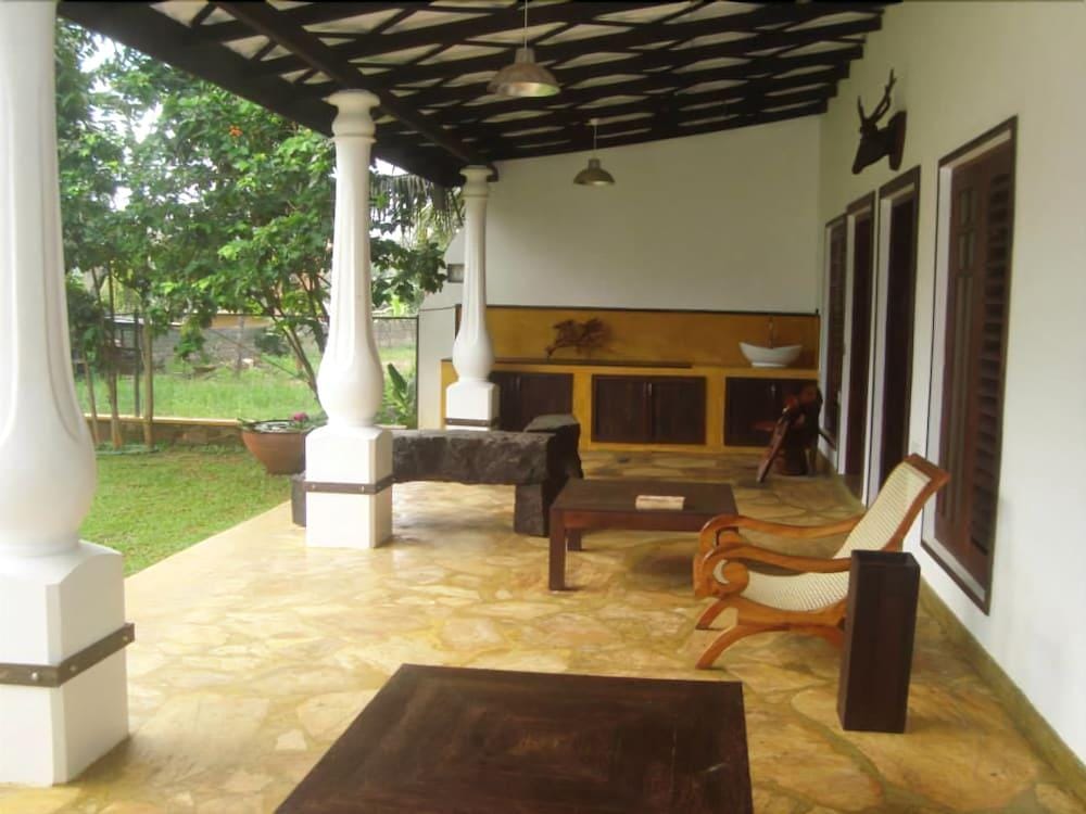 Mahawewa Nature Resort