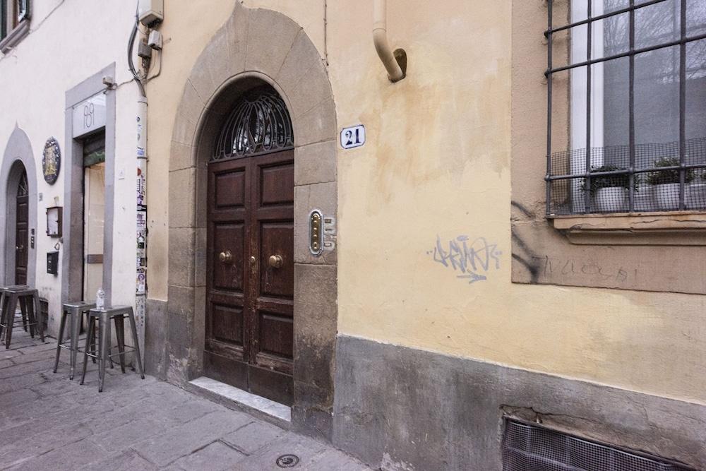 Santo Spirito Dream by Mmega