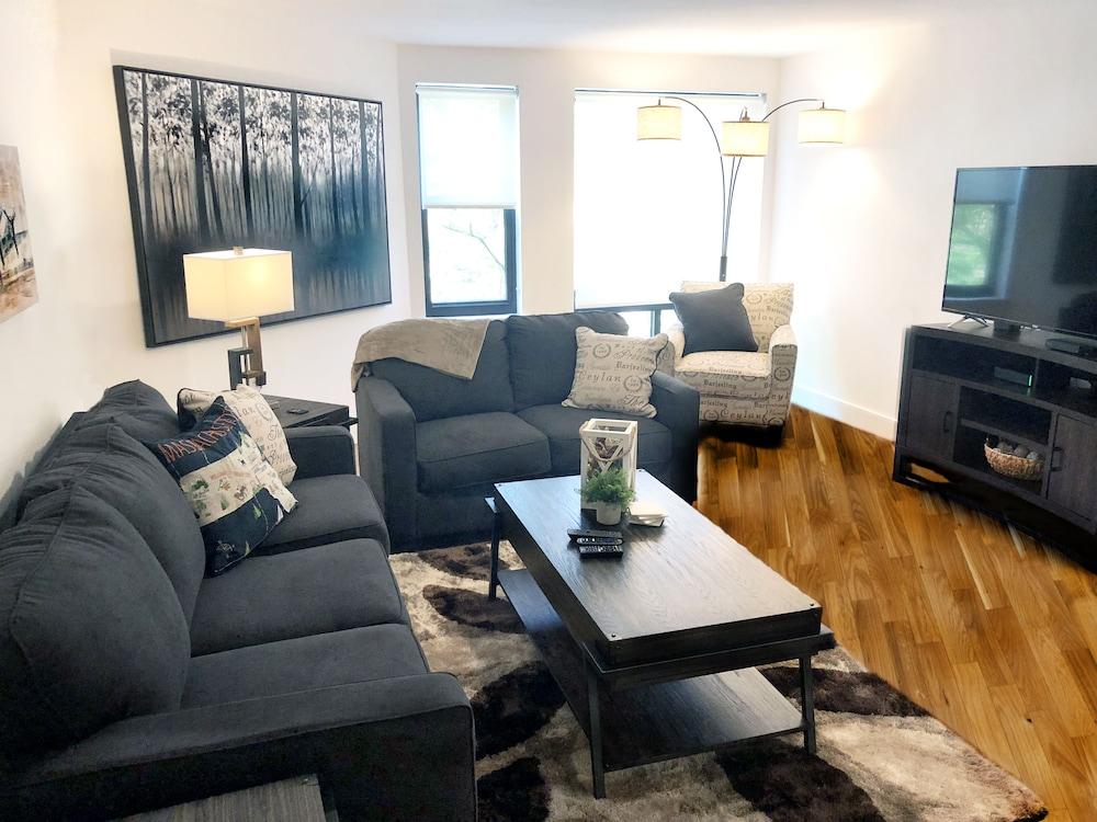 Garrison Square Apartments