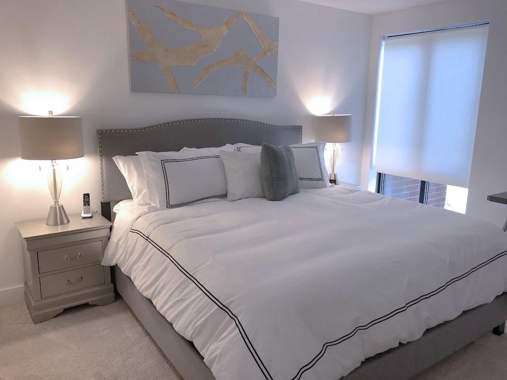 Garrison Square Apartments