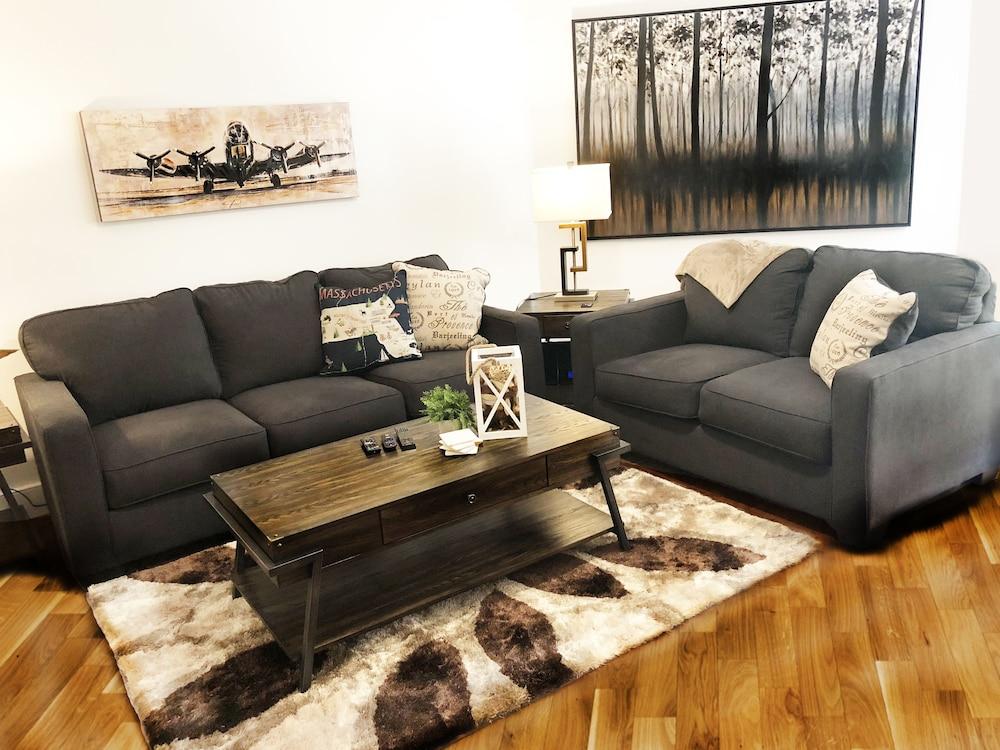 Garrison Square Apartments