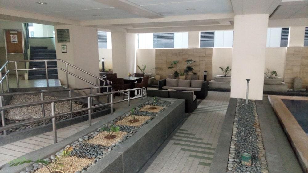 Mckinley Residences