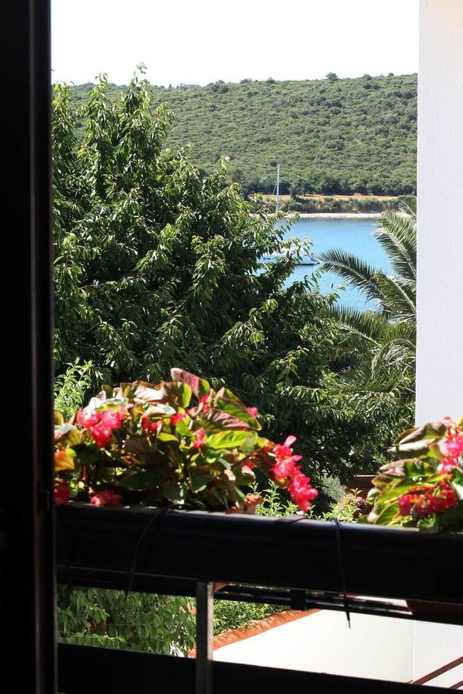 Apartments Antonieta