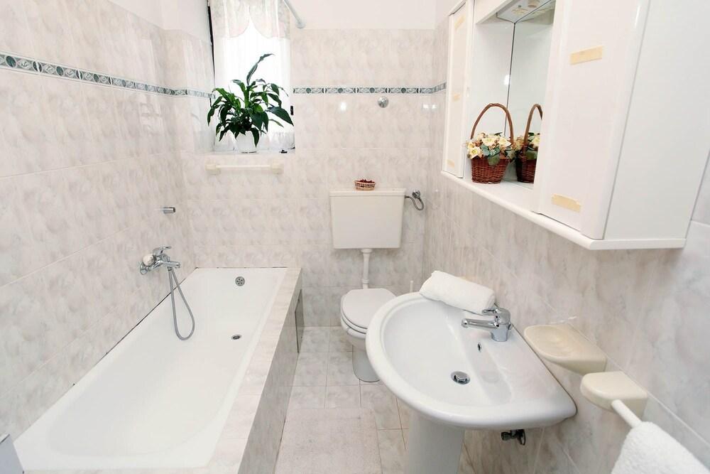Apartments Antonieta