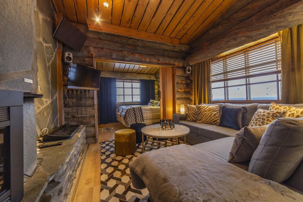Log House Kuukkeli Teerenpesä