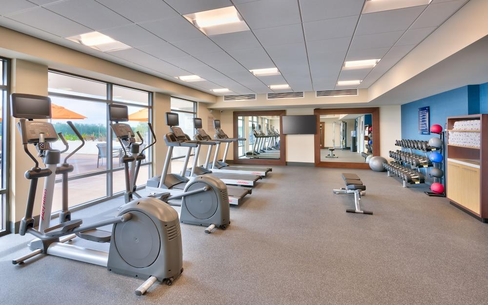 Hampton Inn & Suites Anaheim Resort Convention Center