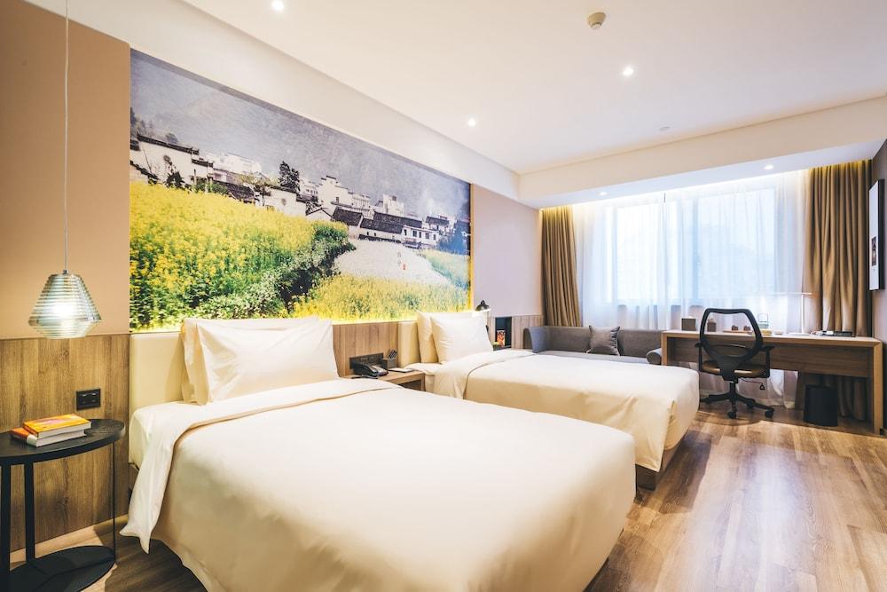 Ningbo Cbd Atour Hotel