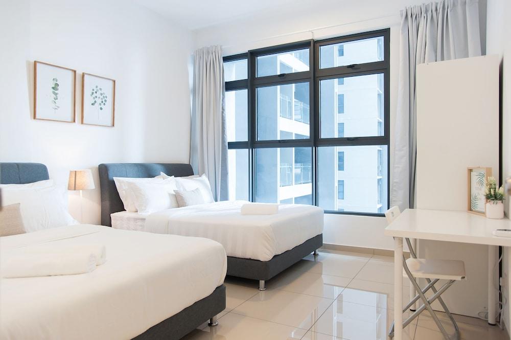 Atlantis Residences