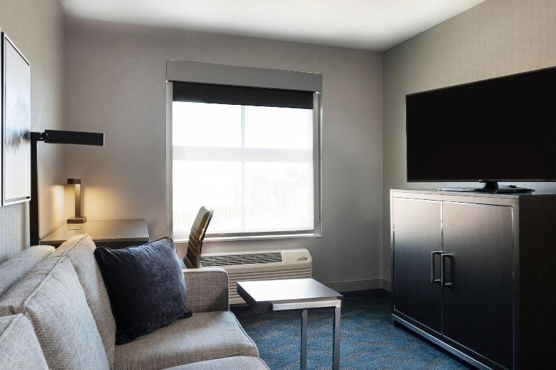 Fairfield Inn & Suites Boston Logan Airport/Chelsea