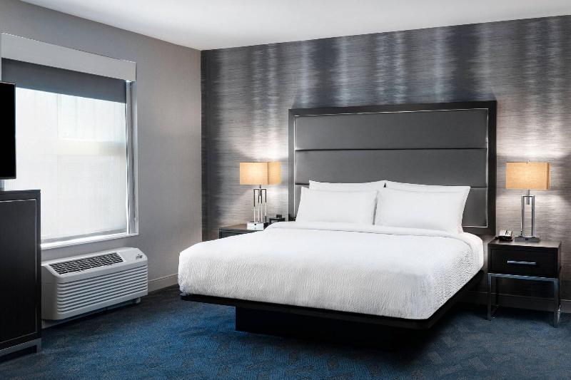 Fairfield Inn & Suites Boston Logan Airport/Chelsea