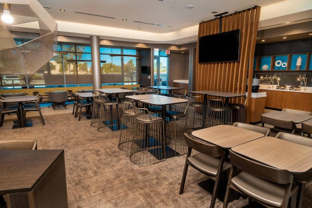 SpringHill Suites Newark Fremont