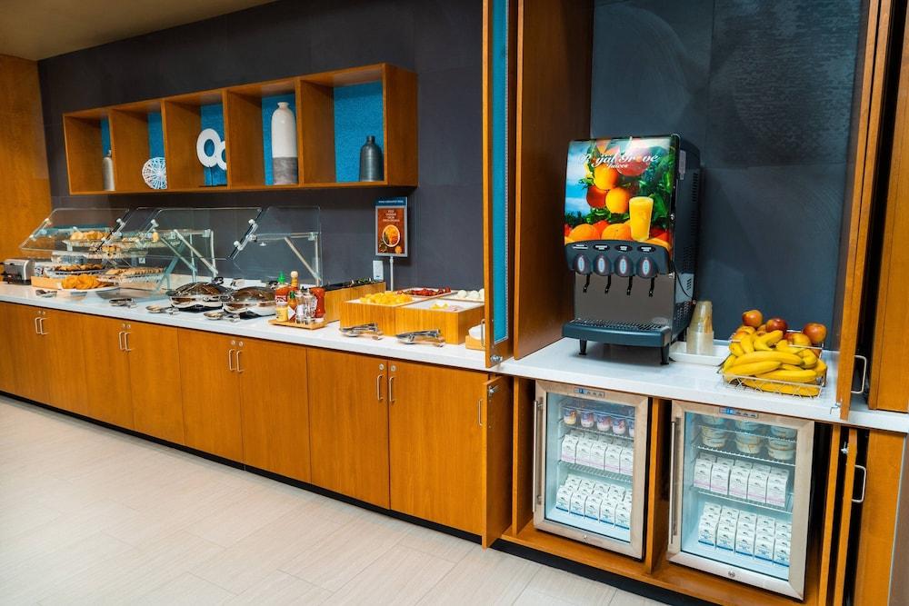 SpringHill Suites Newark Fremont