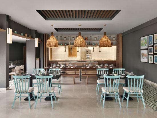 Port Muziris, a Tribute Portfolio Hotel, Kochi