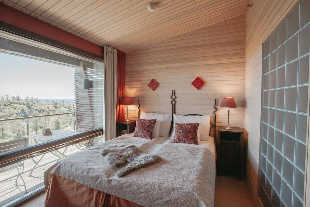 Chalet Ruka Peak - Boutique Hotel & Restaurant