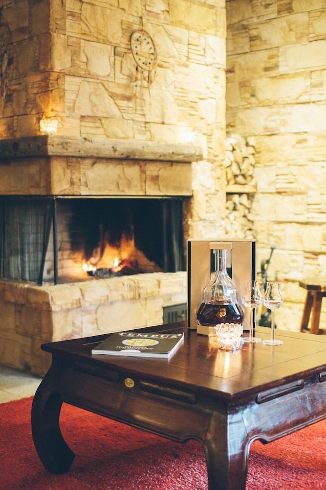 Chalet Ruka Peak - Boutique Hotel & Restaurant