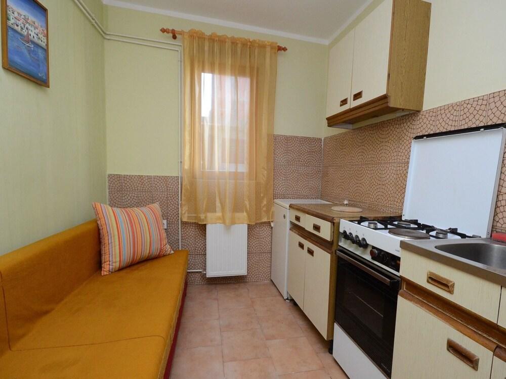 Apartments Mira