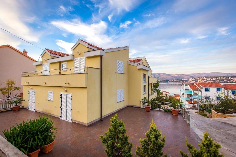 Villa Luna Trogir