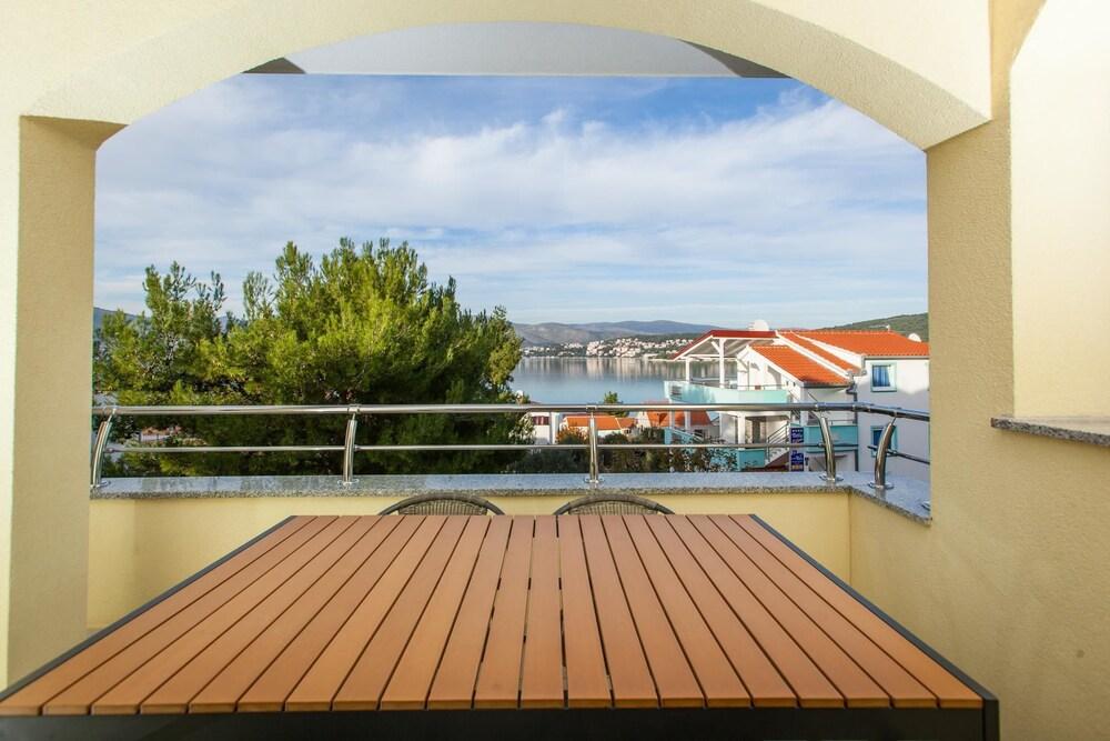 Villa Luna Trogir