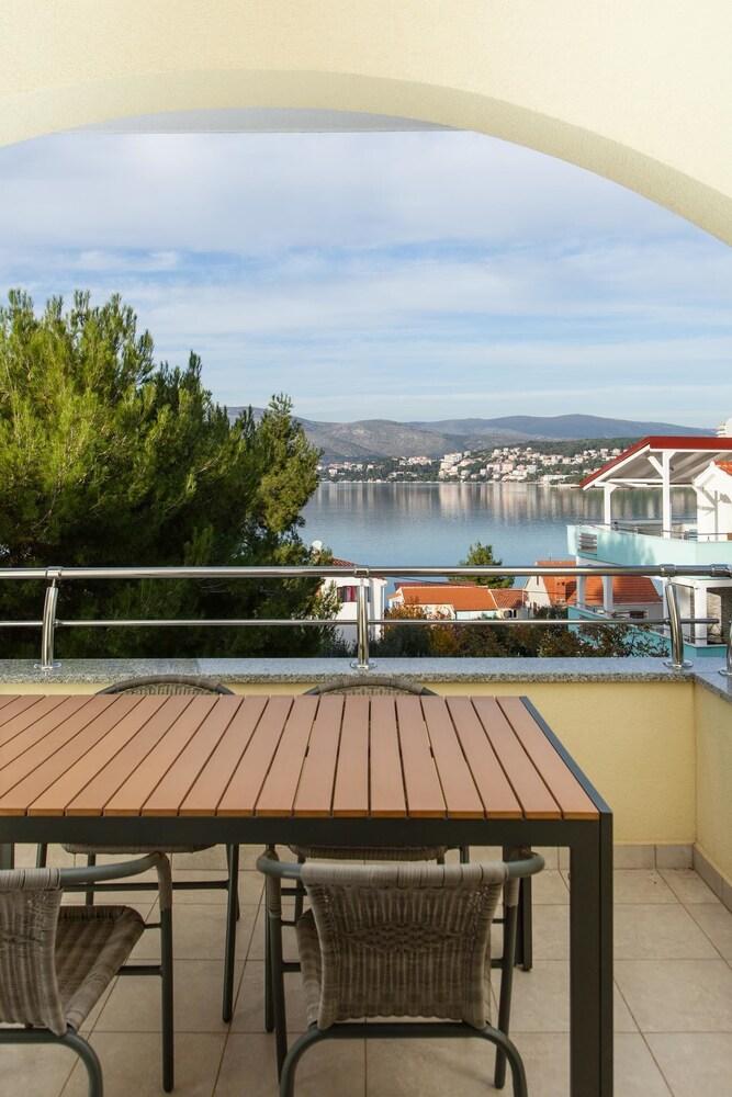 Villa Luna Trogir