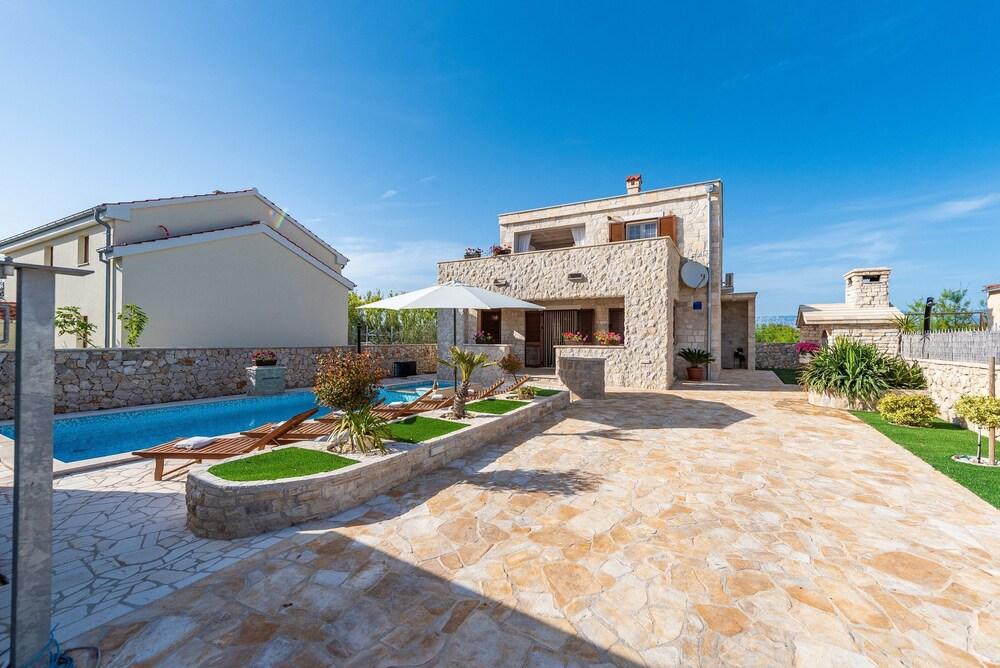 Villa St Vid
