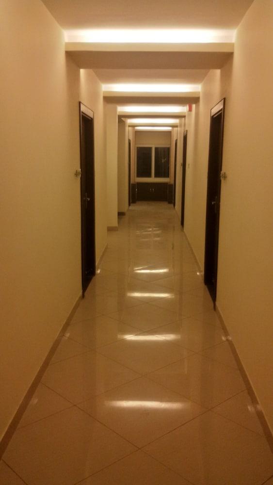 Hotel Janki International