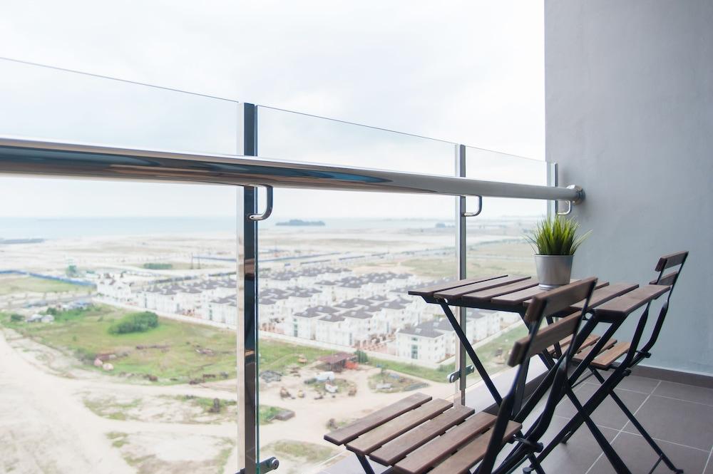 Atlantis Residences
