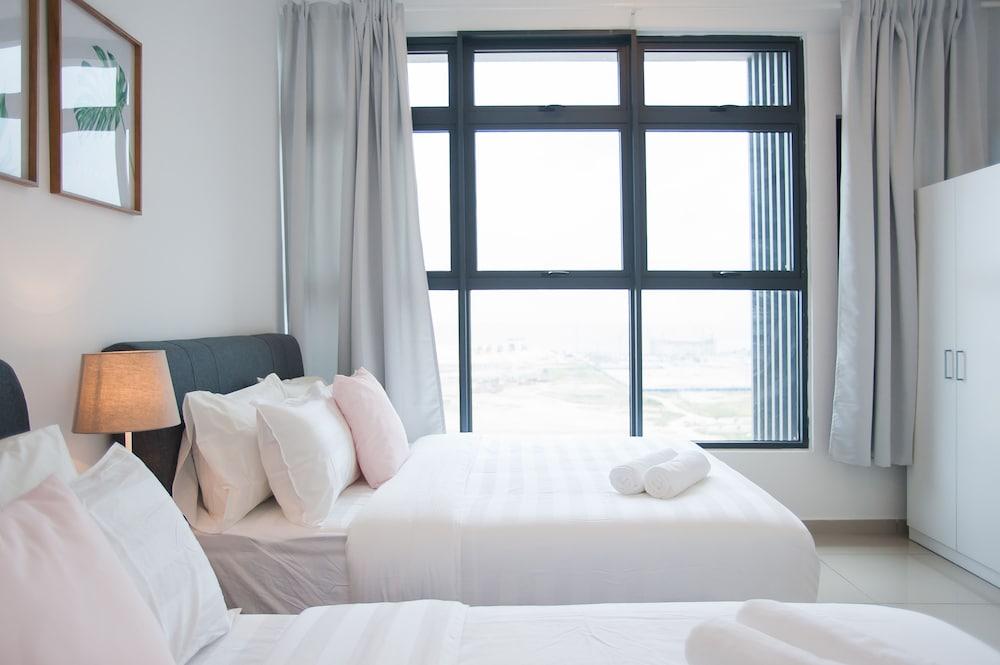 Atlantis Residences