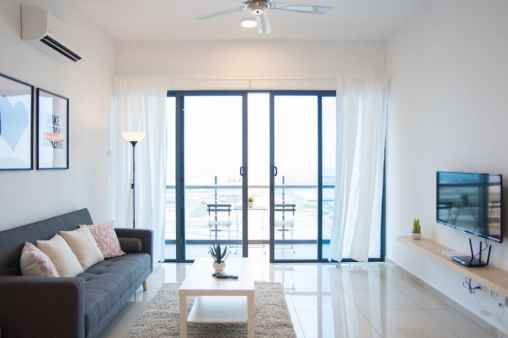Atlantis Residences