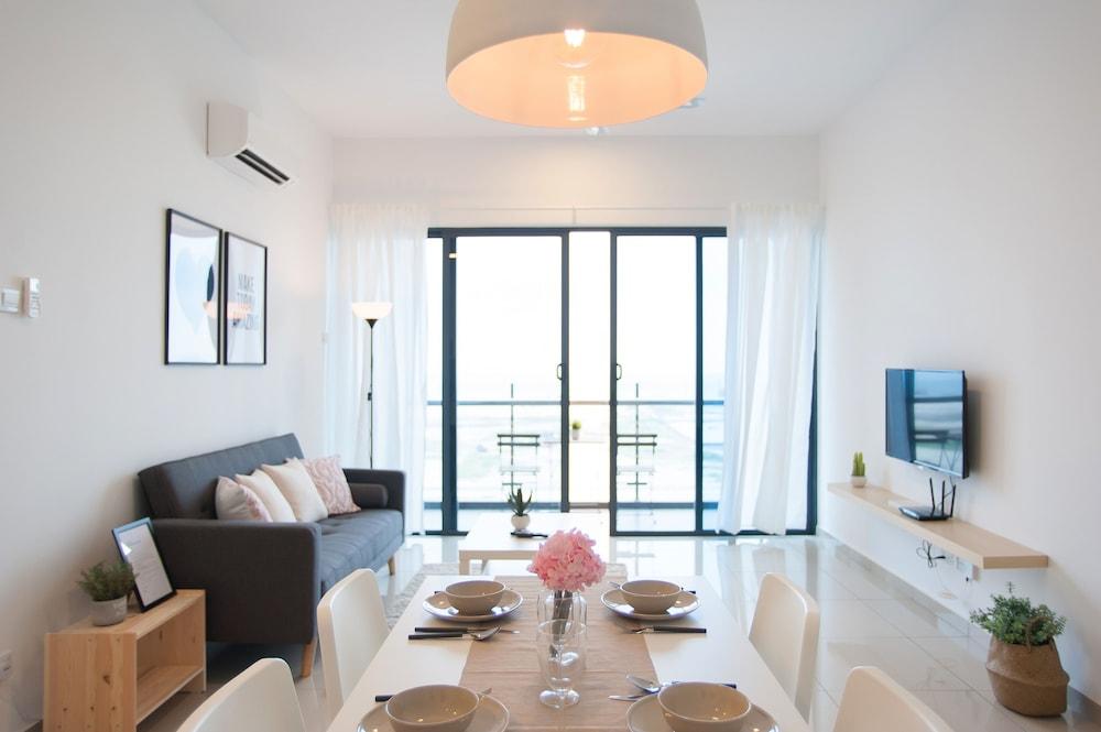 Atlantis Residences