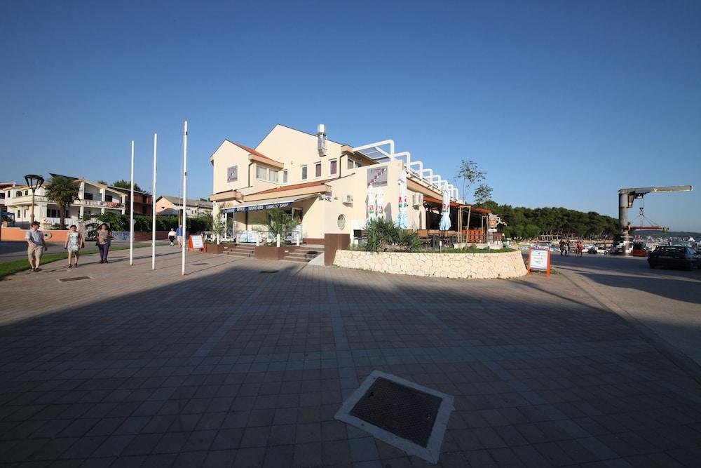 B&B / Restoran Scala