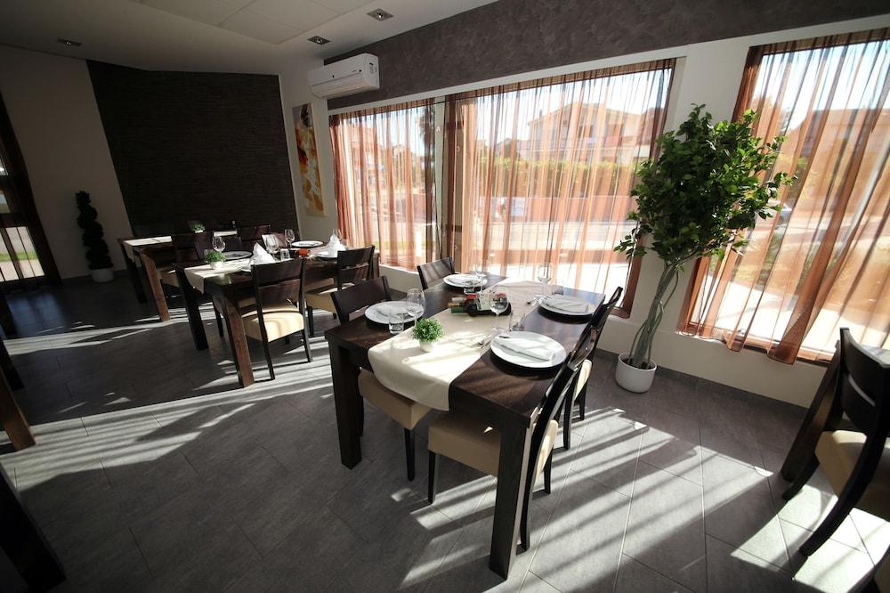 B&B / Restoran Scala
