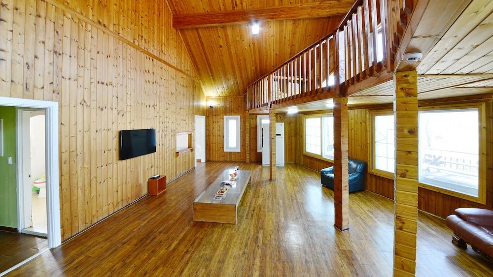 Gapyeong Marusan Pension