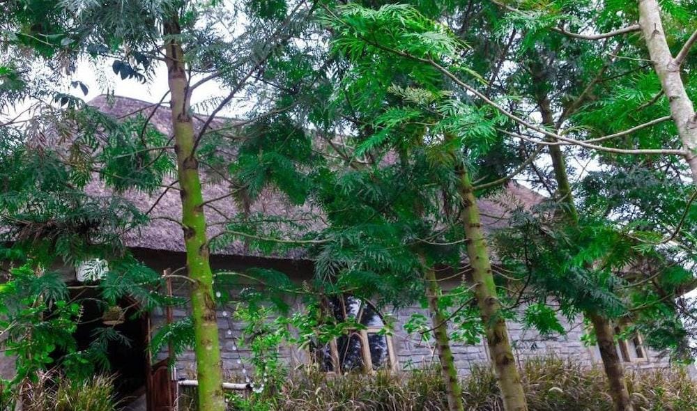 Kyaninga Royal Cottages