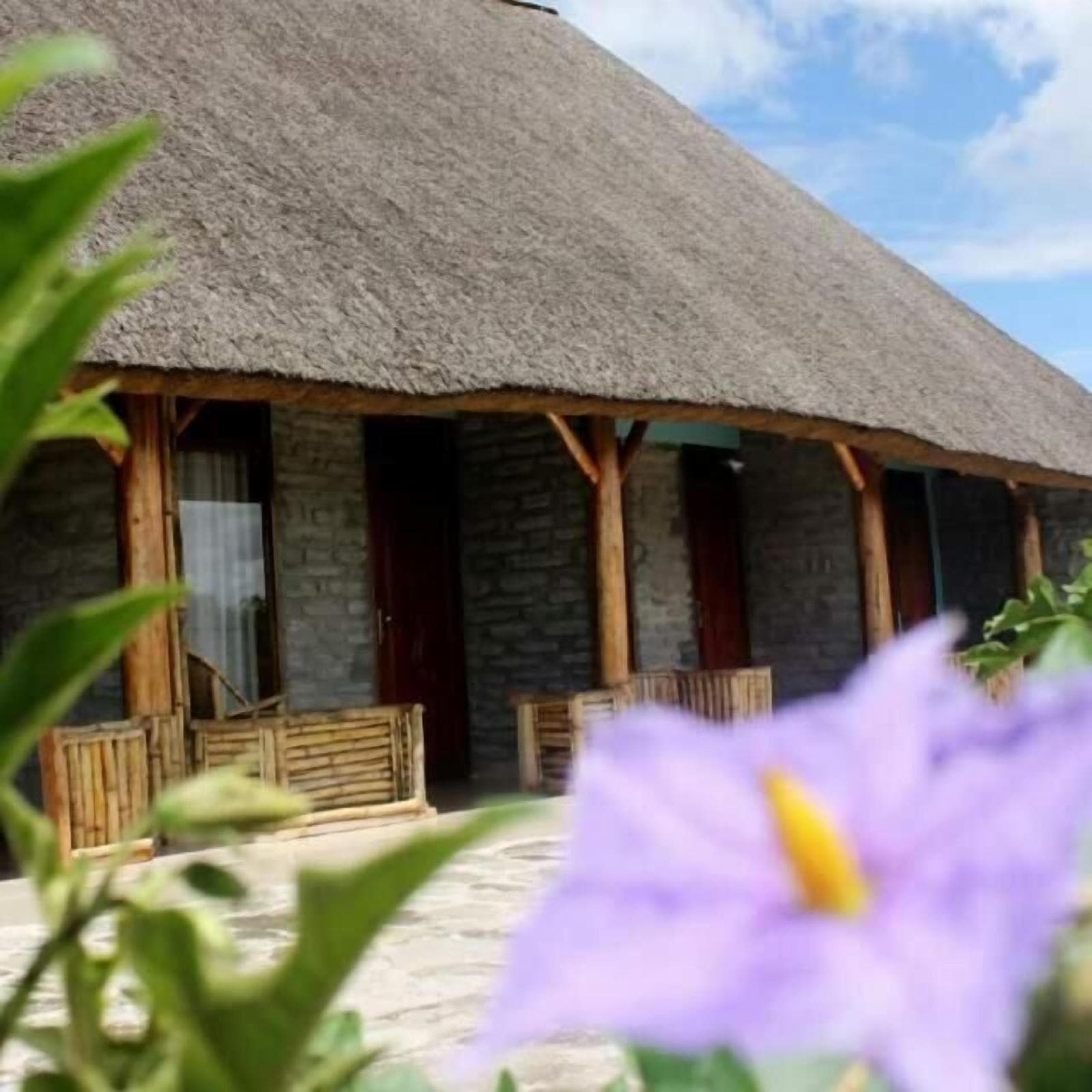 Kyaninga Royal Cottages